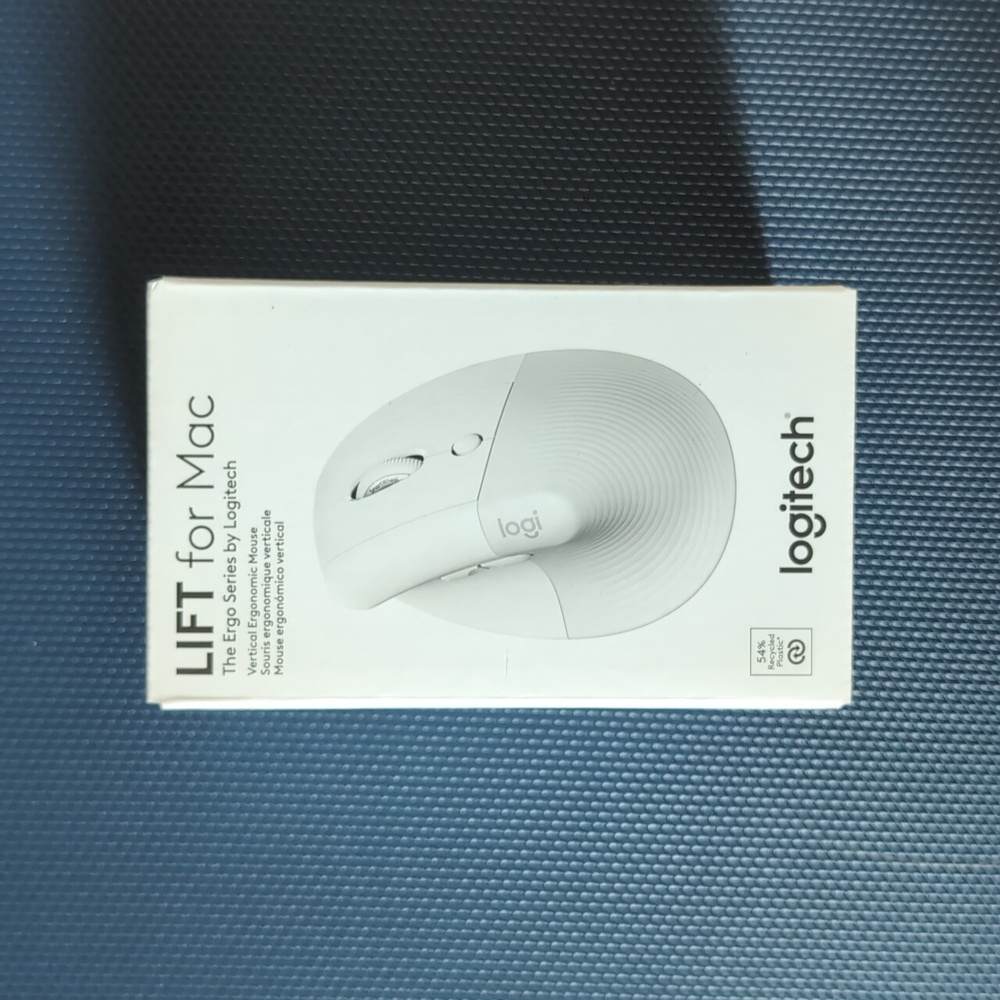 LIFT for Mac Vertical Ergonomic Mouse, White